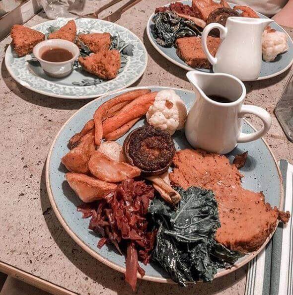 Roast Dinner at Tell Your Friends