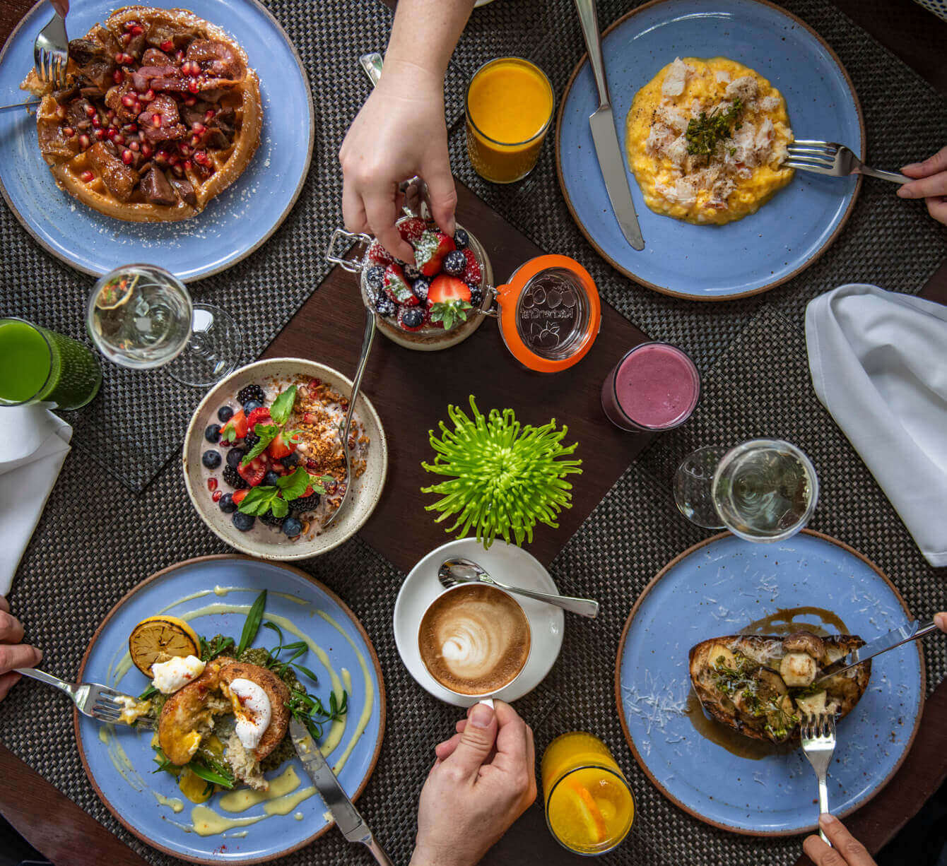 Mother's Day Brunch at Island Grill | Book Now
