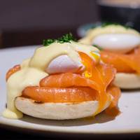 Breakfast and Brunch at Apero at the Ampersand Hotel