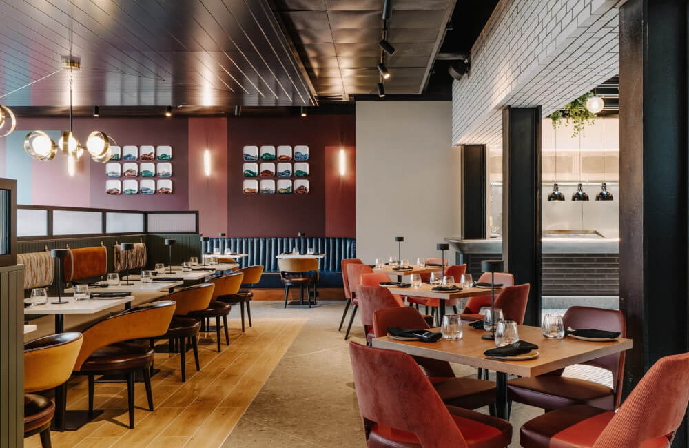 Voyagers Restaurant Interior