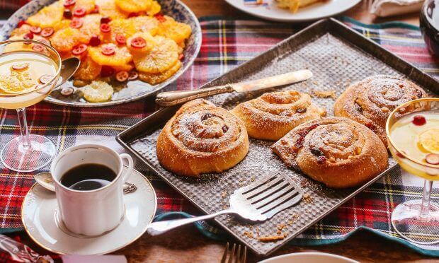 Spiced Swirl Cinnamon Buns Christmas Breakfast